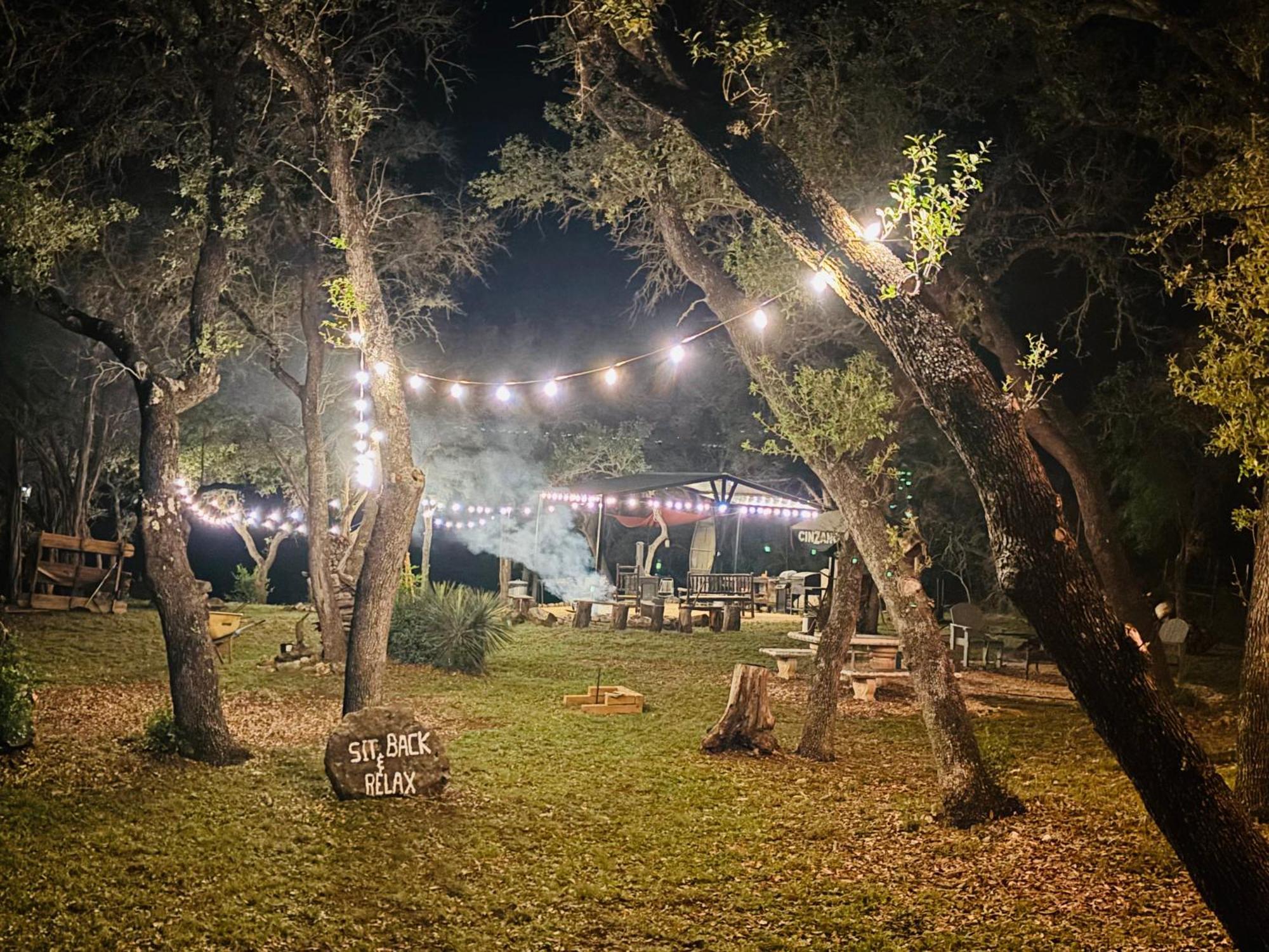 Tiny House - Our Little Piece Of Paradise Lakehills 외부 사진